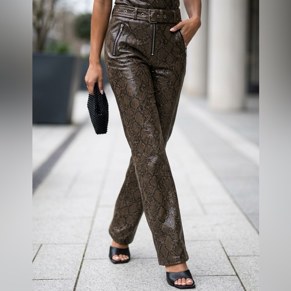Honey Punch Faux Leather Snake Print high-waisted Trousers